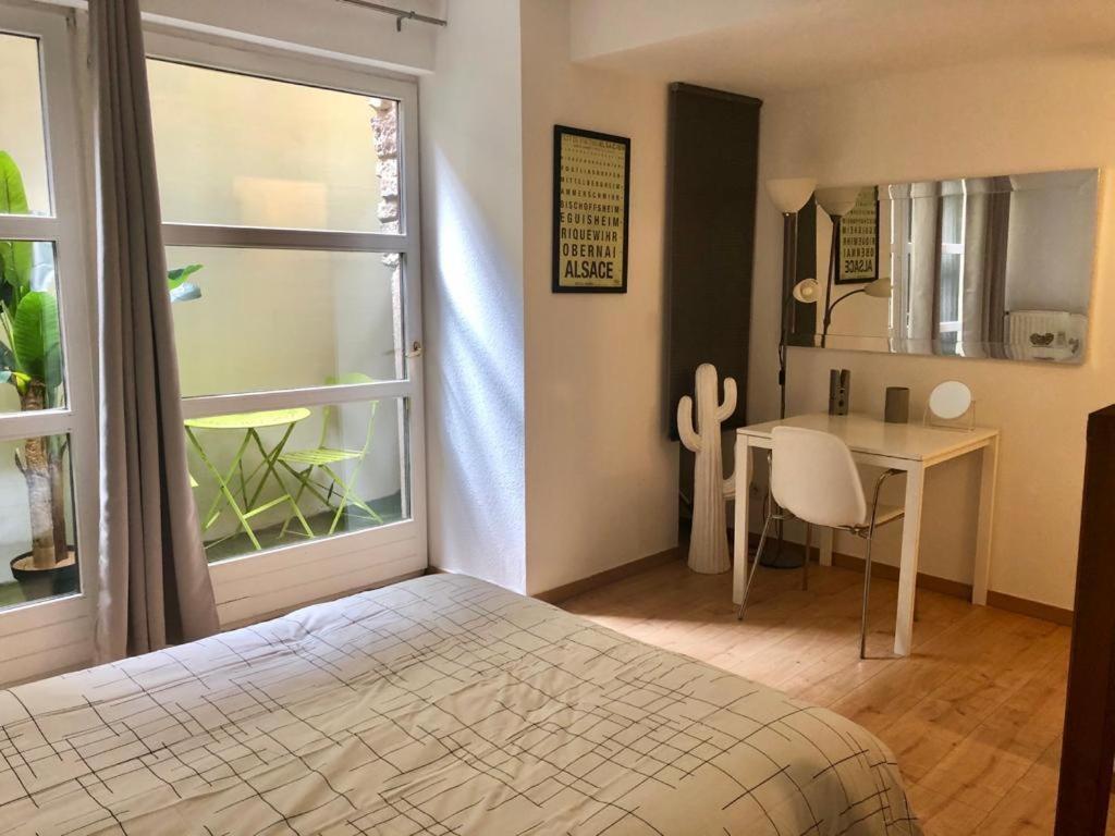 New Duplex De Charme Au Pied De La Cathédrale Carré D'or Appartamento *